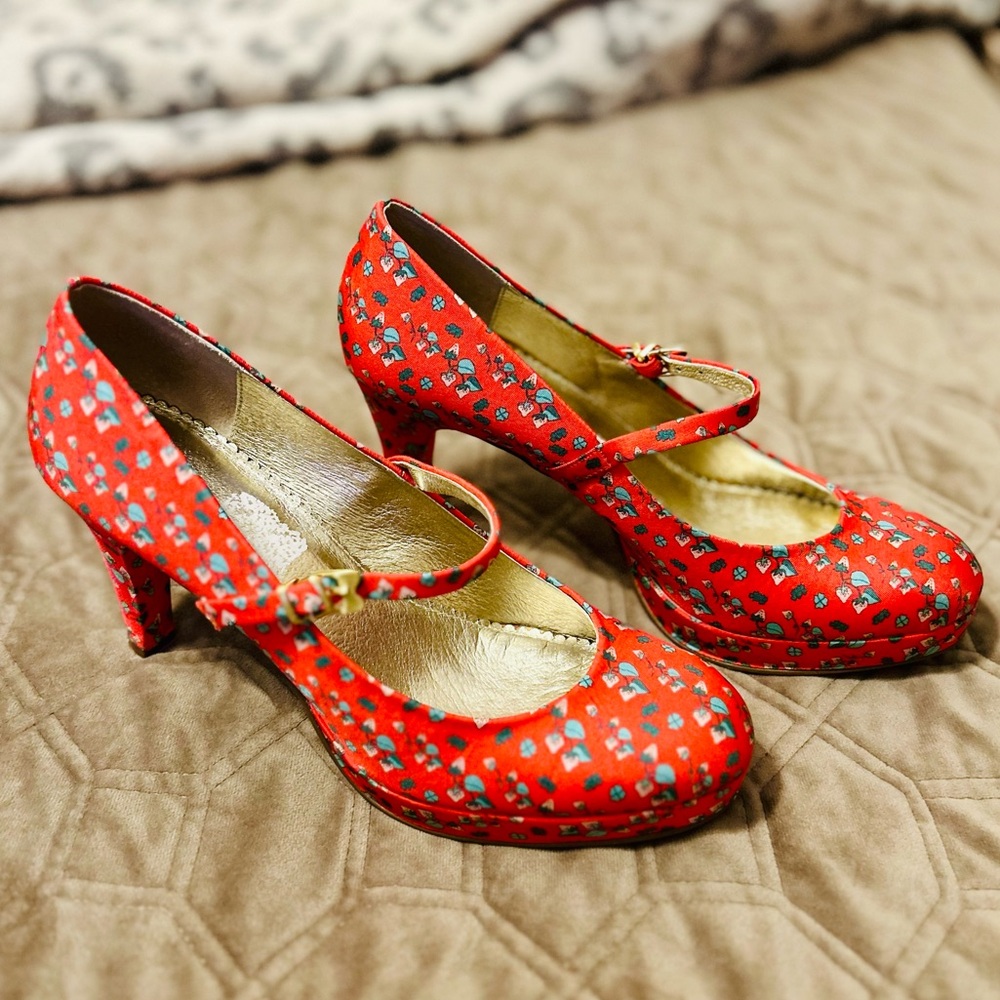 Miss Albright Strawberry Patterned Heels